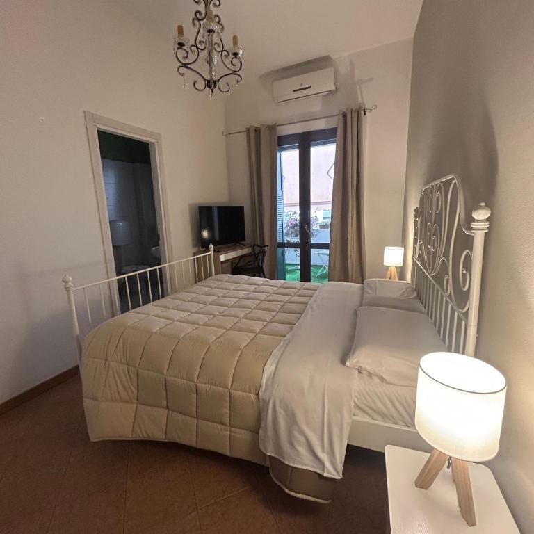 La Magnolia - Rooms - Double Room with Private Bathroom - 5