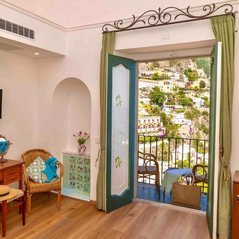 Casa Cosenza - Camera Matrimoniale Deluxe con Balcone e Vista Mare - 31