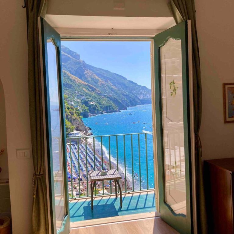 Casa Cosenza - Camera Matrimoniale Deluxe con Balcone e Vista Mare - 30