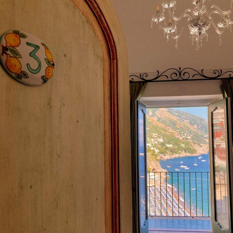 Casa Cosenza - Camera Matrimoniale Deluxe con Balcone e Vista Mare - 18
