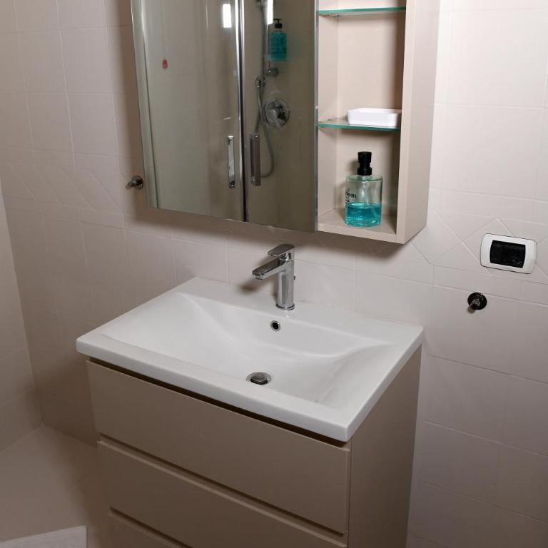 Chic Apartment in Duomo - Appartamento con 1 Camera da Letto - 10