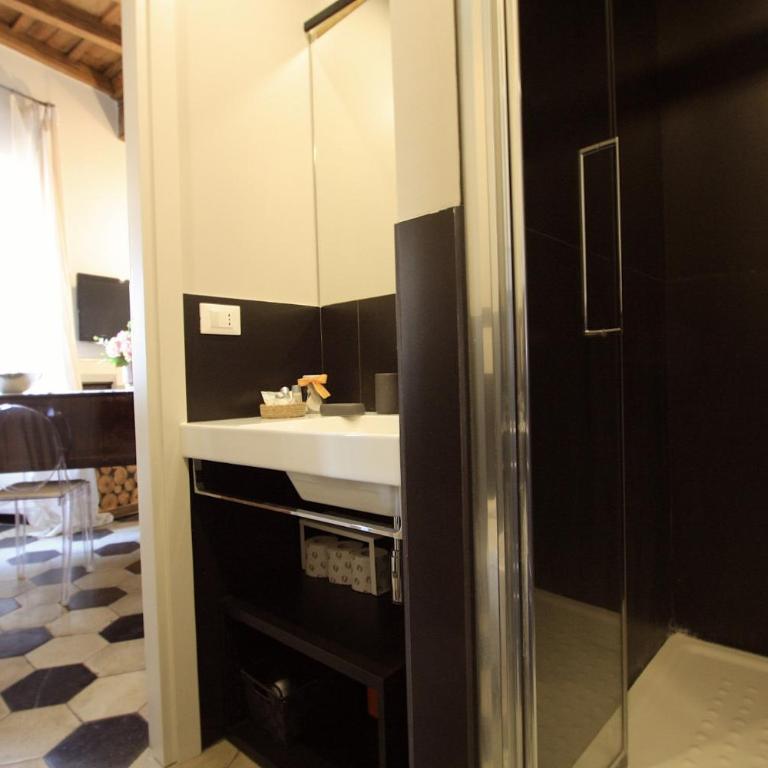 Navona Opera Holiday House - Appartamento Standard con 2 Camere da Letto - 18