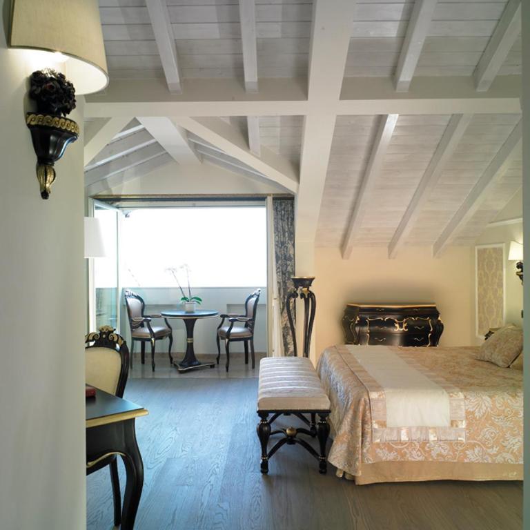 Hotel Villa Del Sogno - Camera Matrimoniale/Doppia con Letti Singoli con Vista Lago. - 1