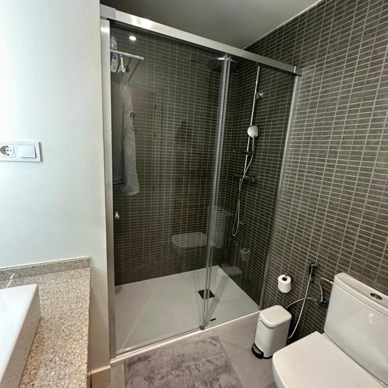 Stylish & Cozy 1BR Steps from Royal Palace | By Airnest - Appartement 1 Chambre - 29