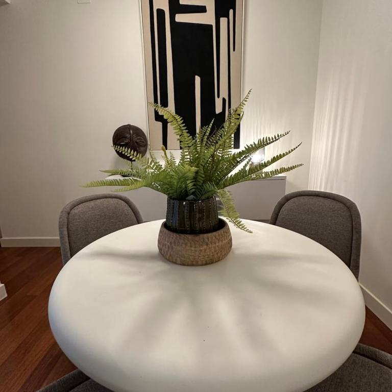 Stylish & Cozy 1BR Steps from Royal Palace | By Airnest - Appartement 1 Chambre - 12