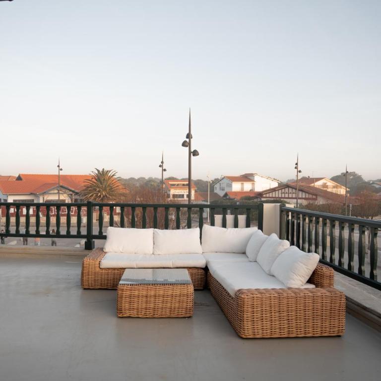 Le Coolin Loft, Vue et Acces directe à la plage, immense terrasse, place des landais Hossegor, quartier très animé, idéal pour un séjour entre amis - Apartment mit 3 Schlafzimmern - 3