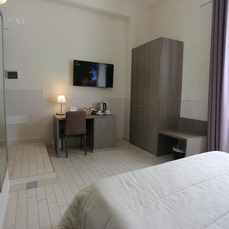 Suite 39 B&B - Camera Matrimoniale - 13