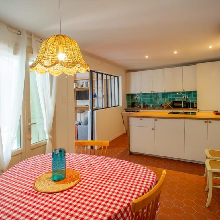 Oasis secrète Avignon 6 personnes - Three-Bedroom House - 2