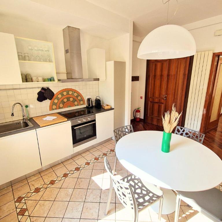 HT - Residenza del Notaio in centro storico - Appartamento con 3 Camere da Letto - 6