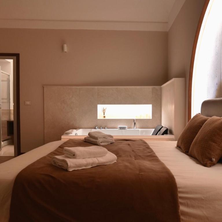 HeySuite Classic - Luxury House - Navona - Camera Queen - 4