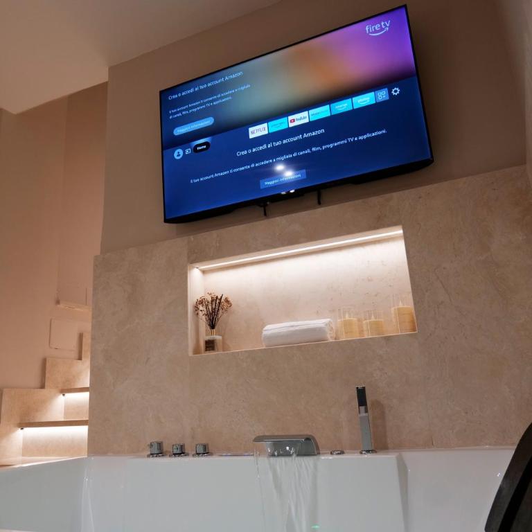 HeySuite Classic - Luxury House - Navona - Camera Queen Deluxe - 3