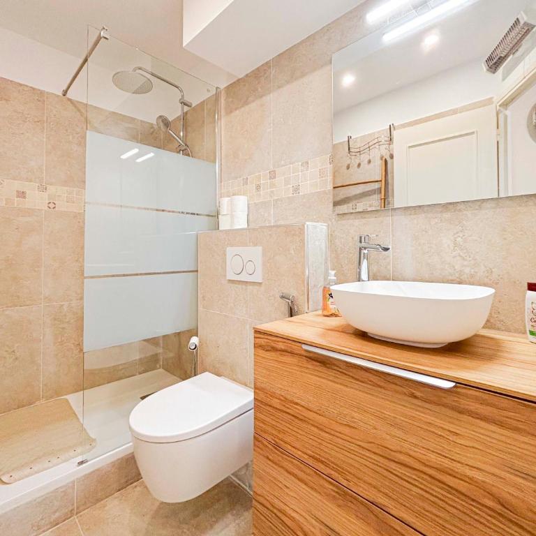 Charmant 2P près du Negresco et de la plage - 3pers - Appartement 1 Chambre - 14