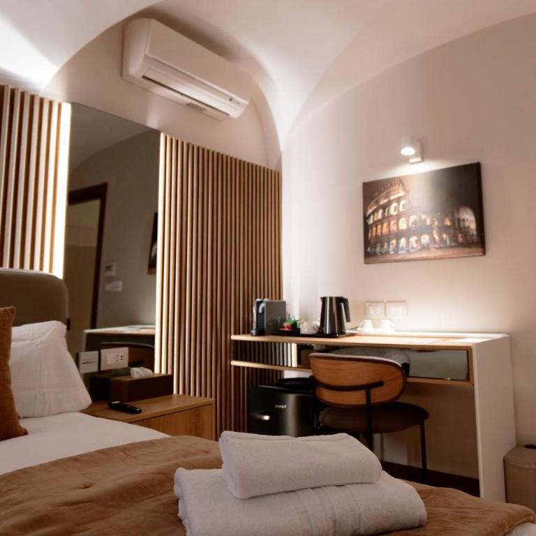 HeySuite Classic - Luxury House - Navona - Camera Queen Deluxe - 11