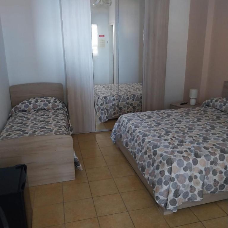 B&B Centrale - Camera Tripla - 7