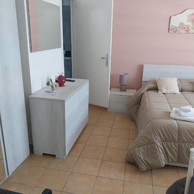 B&B Centrale - Camera Matrimoniale Deluxe (2 Adulti + 1 Bambino) - 5