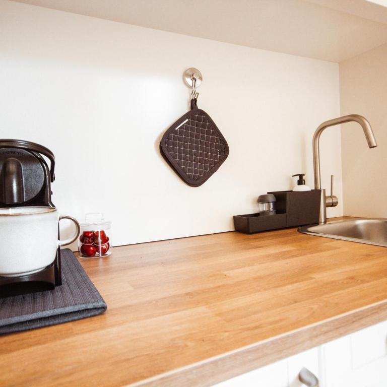 Novella Golden Loft - One-Bedroom Apartment - 12