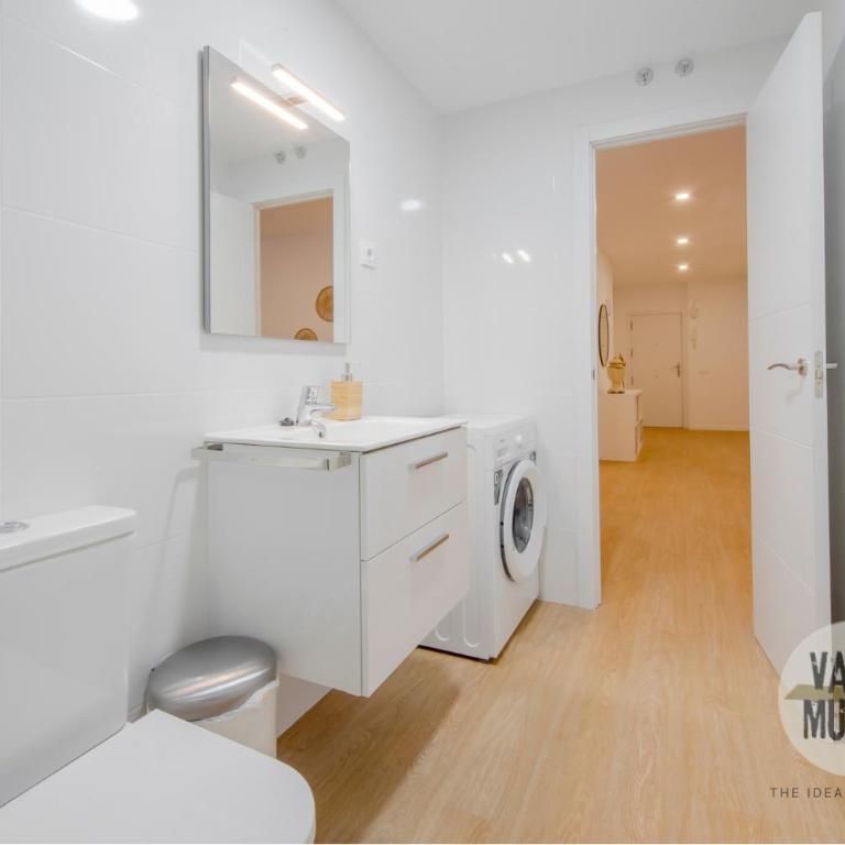 Escapada con parking para 3, vive la Latina - Apartment - 15