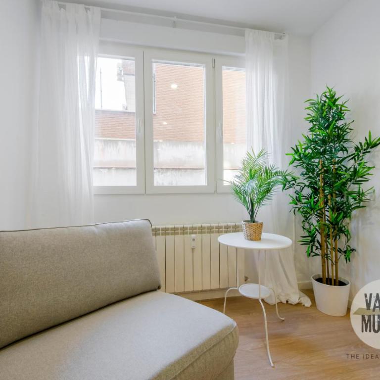 Escapada con parking para 3, vive la Latina - Apartment - 23