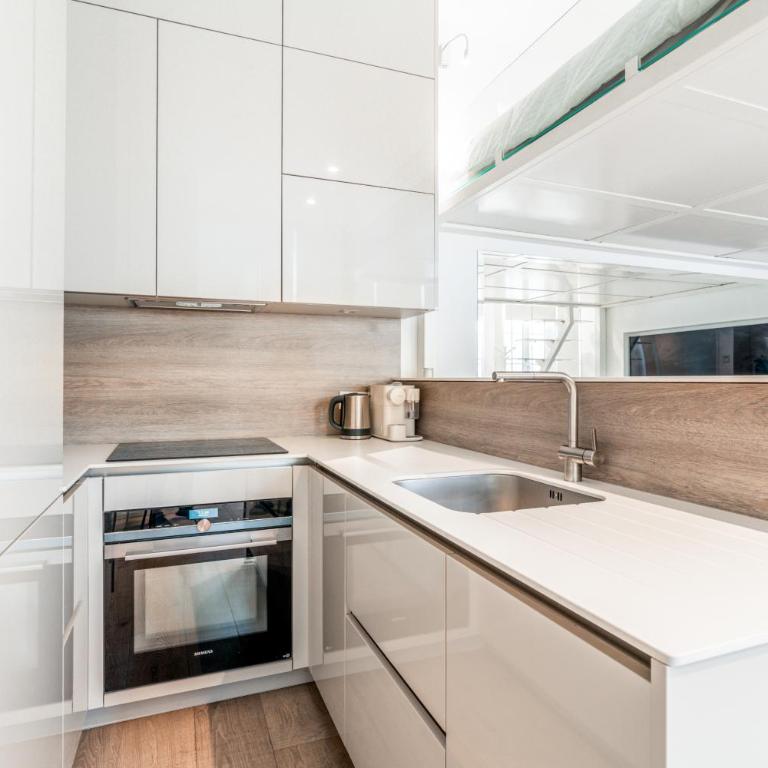 Elegant Luxury Studio Paris 1st - One-Bedroom Apartment - 13