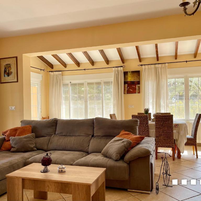 VH CostaBlanca - CARRASQUETA - Five-Bedroom Villa - 42