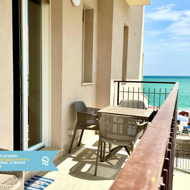 M389 - Marcelli, nuovo trilocale sul mare con spiaggia privata - Appartamento con 2 Camere da Letto - 23
