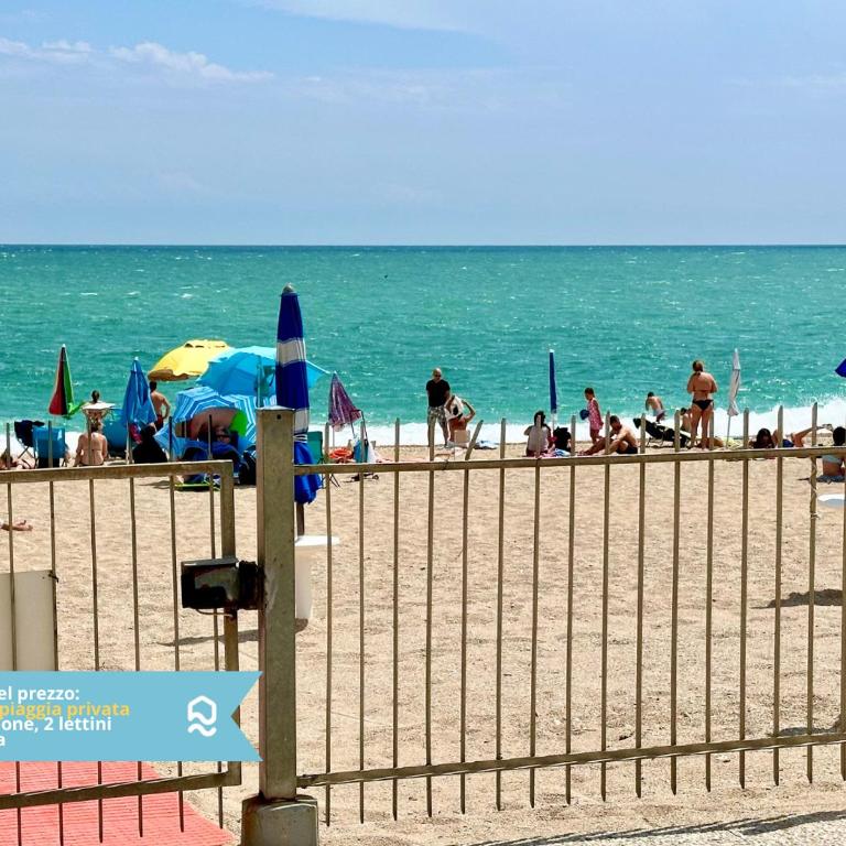 M389 - Marcelli, nuovo trilocale sul mare con spiaggia privata - Appartamento con 2 Camere da Letto - 24