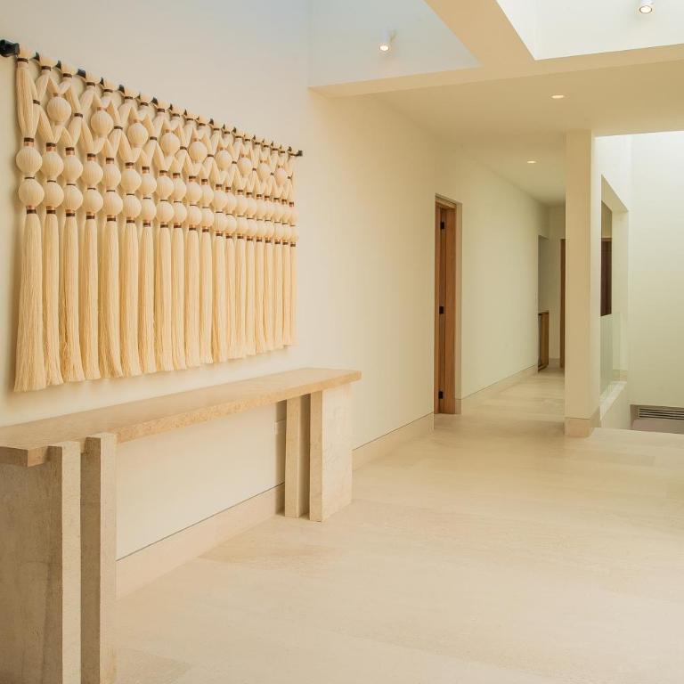 NEW Stunning Villa, full staff, gym and has its own Private Swimmable Beach - Villa - Beach Front - 65