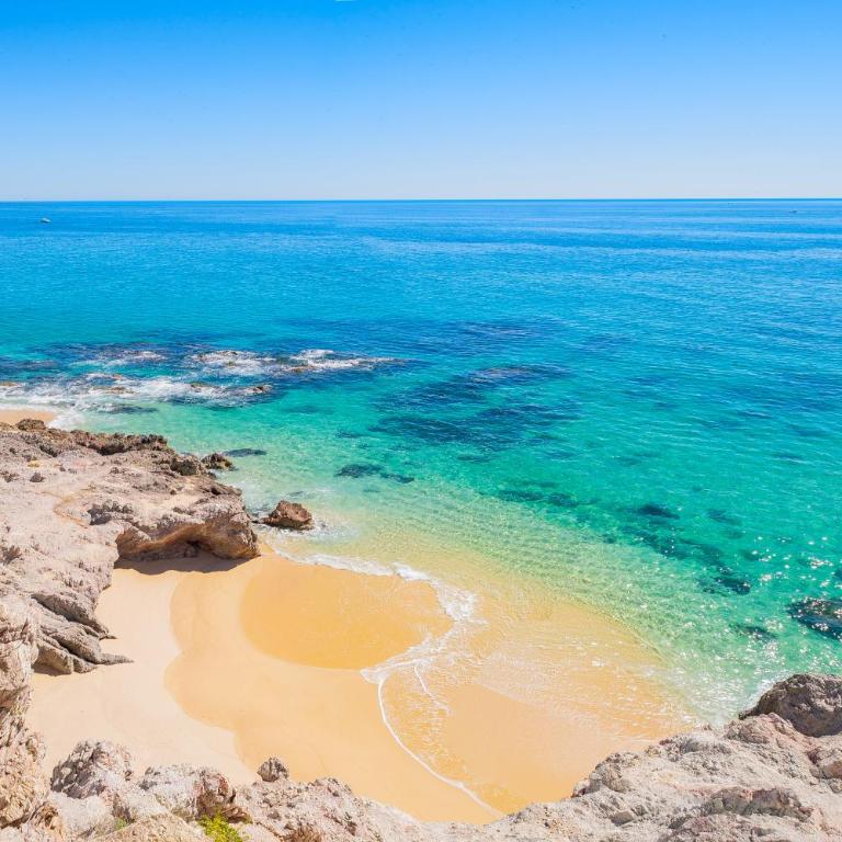 NEW Stunning Villa, full staff, gym and has its own Private Swimmable Beach - Villa - Beach Front - 69