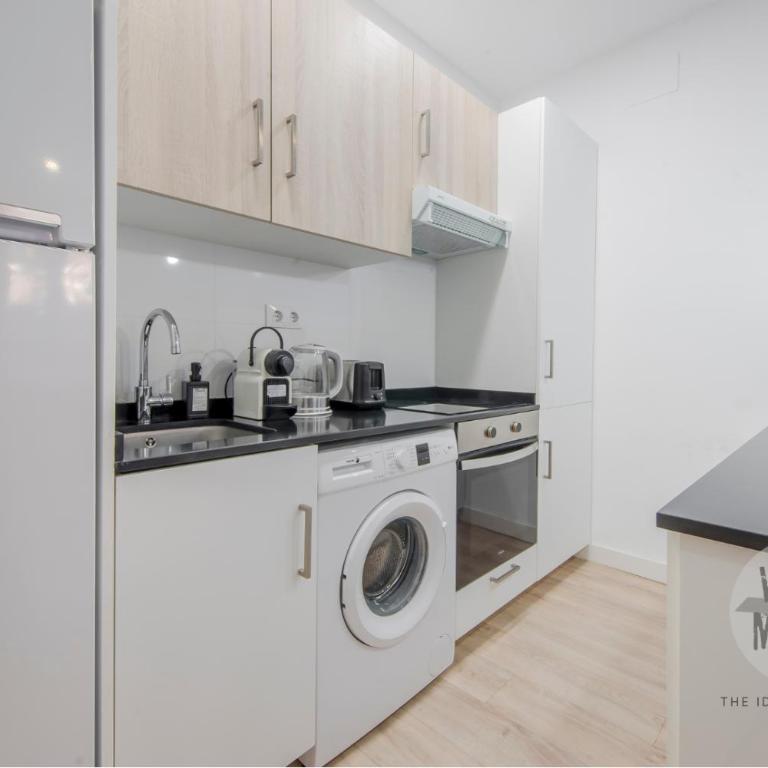 Confort con parking para 3, vive la Latina - Apartamento de 1 dormitorio - 3