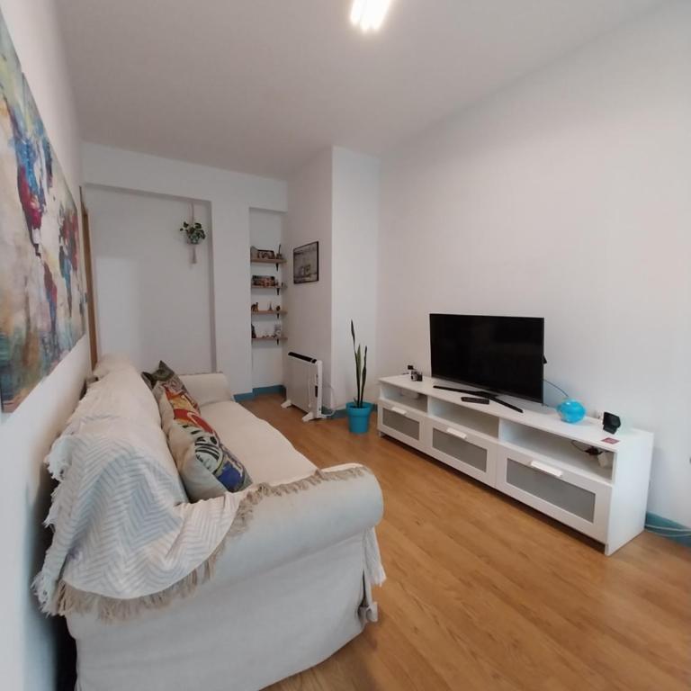 Actualizado 2024, Casco Vello 7 minutos, Wifi - Apartamento de 2 dormitorios - 39