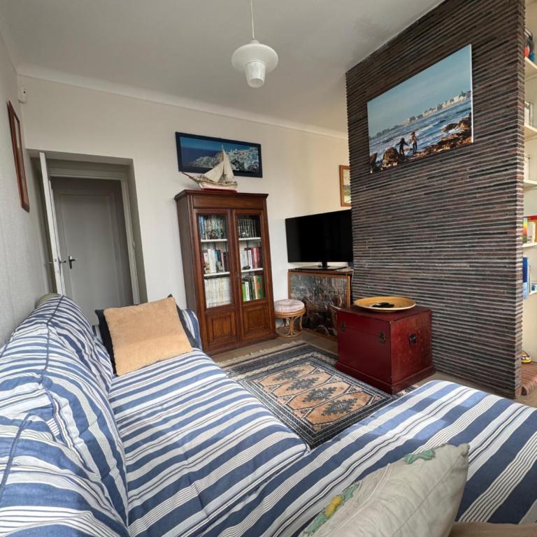 Spacieuse maison de 190 m2, jardin, la plage à 15min à pied - 6 personnes - Villa 3 Chambres - 11