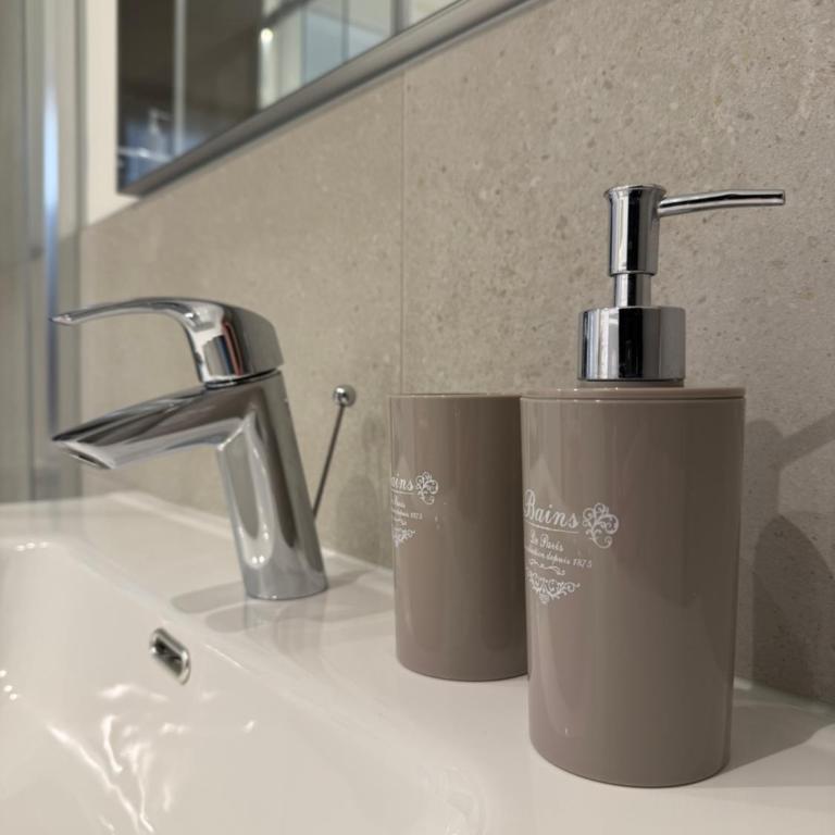Iris House - Appartamento con 2 Camere da Letto - 15