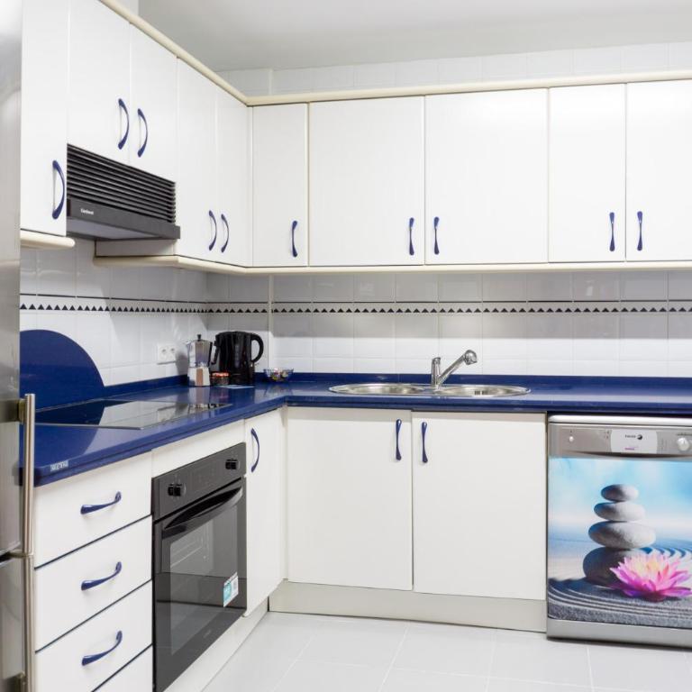 BlueWave Beach Retreat - Apartamento Estándar de 3 dormitorios - 19