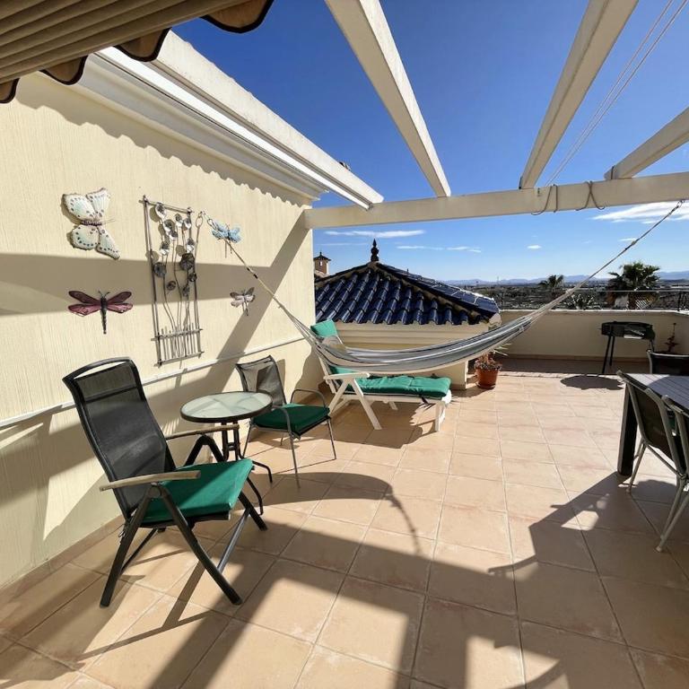Mirador Azul - Ático dúplex con piscinas - Apartamento de 3 dormitorios - Planta Alta - 79