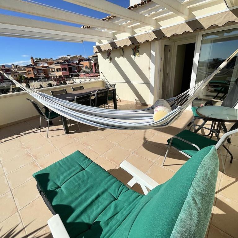 Mirador Azul - Ático dúplex con piscinas - Apartamento de 3 dormitorios - Planta Alta - 89