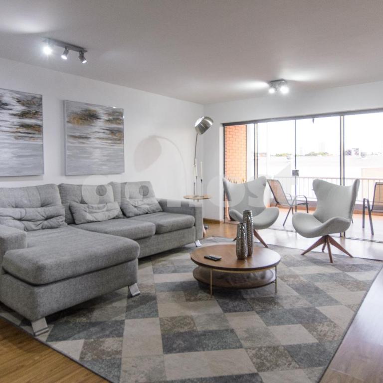 Spacious and Luxurious Penthouse in Carmelitas - Apartamento - 1