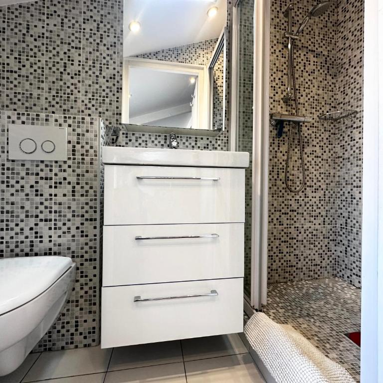 Homelivia, Lovely One bedroom flat Place GARIBALDI et PORT - Appartement 1 Chambre - 14