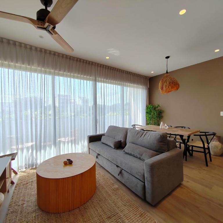 Espectacular Apartamento 1Bdr en maravillosa zona By Yeah - Apartamento de 1 Dormitorio con balcón y vistas a la ciudad - 10