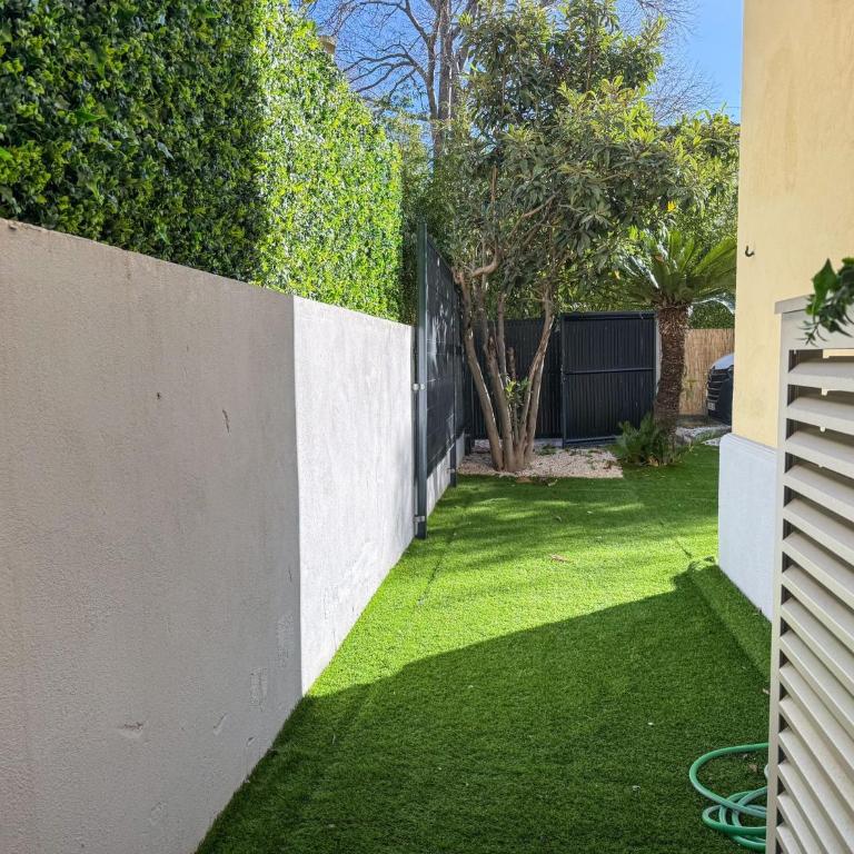 Grand appartement rénové - Jardin et Parking - CZ - Apartamento de 3 dormitorios - 29