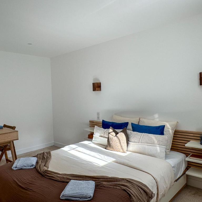 Grand appartement rénové - Jardin et Parking - CZ - Apartamento de 3 dormitorios - 3