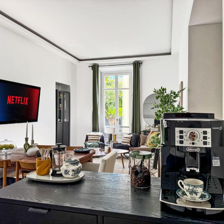 Grand appartement rénové - Jardin et Parking - CZ - Apartamento de 3 dormitorios - 11