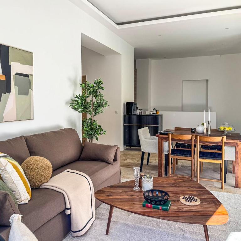 Grand appartement rénové - Jardin et Parking - CZ - Apartamento de 3 dormitorios - 7