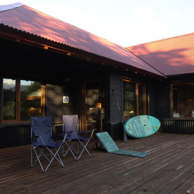 Casa en Lago Hermoso sobre Laguna Cristalina con Muelle Privado - Three-Bedroom Home - 59