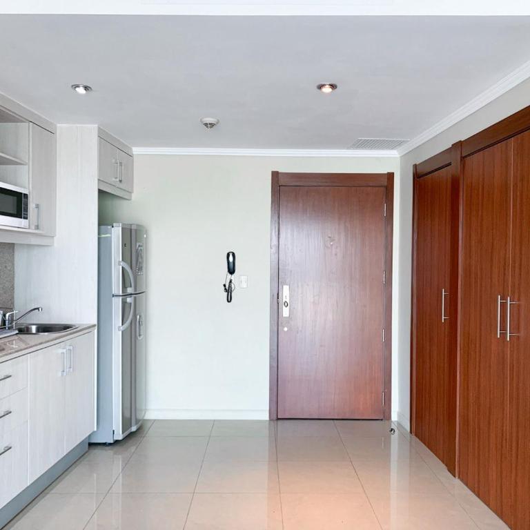 Suite con Jacuzzi y GYM en Puerto Santa Ana - One-Bedroom Apartment with River View - 28