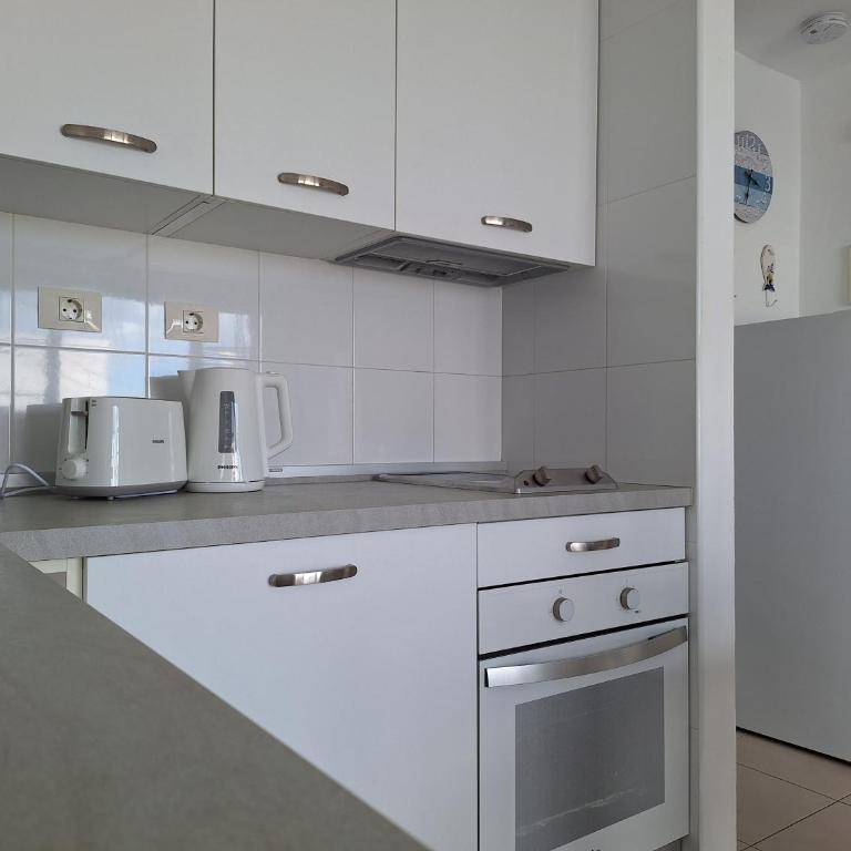 Sunshine Bungalow Sun Beach - One-Bedroom Apartment - 15