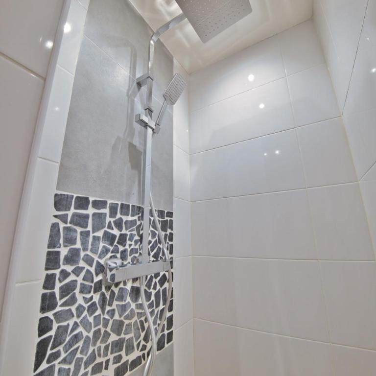 The secret cave - One-Bedroom Apartment - 21