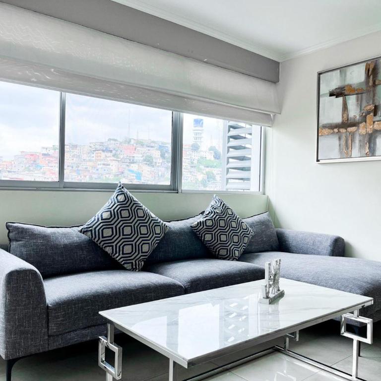 Suite con Jacuzzi y GYM en Puerto Santa Ana - Suite with City View - 29