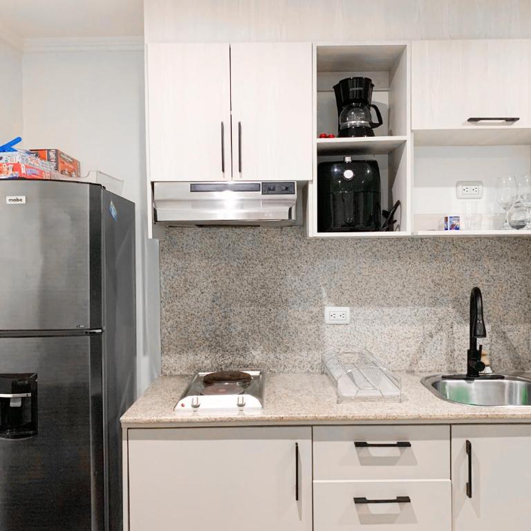 Suite con Jacuzzi y GYM en Puerto Santa Ana - Suite with City View - 33