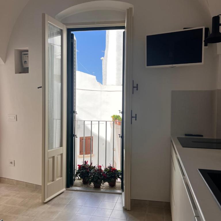 Suite centro storico - Appartamento con 2 Camere da Letto - 2