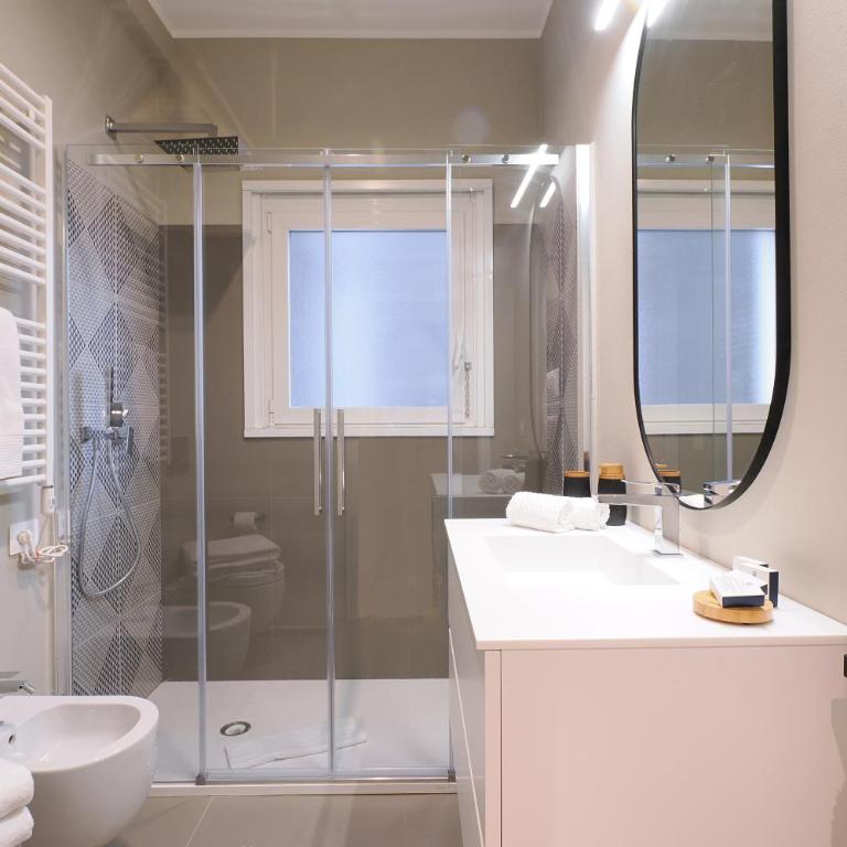 Splendida vista sul parco - 2 camere e 2 bagni - Appartamento con 2 Camere da Letto - 5